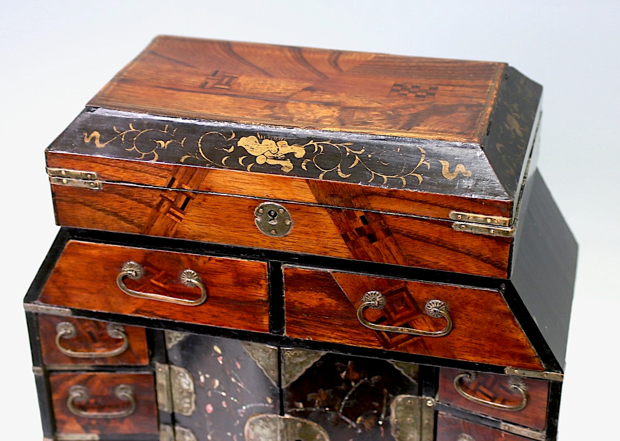 Antique Chinese Qing Dynasty Inlaid Jewelry Box / Desk Organiser with Mother of Pearl