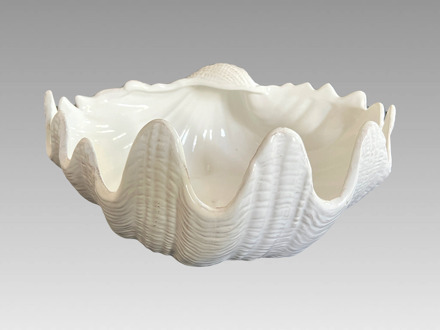 Large White Porcelain Coastal Sea Shell (Giant Clam Shell Bowl/Vide Poche)