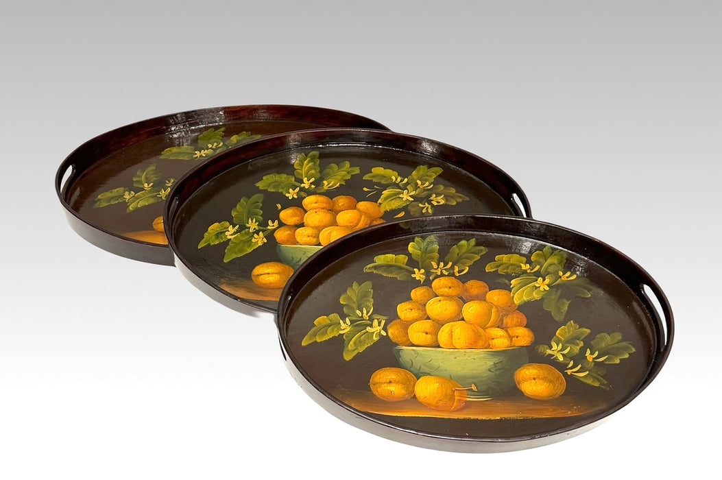 Vintage Hand Painted Graduated Chinese Black Lacquer Round Trays with Golden Orange Fruits, Set of 3