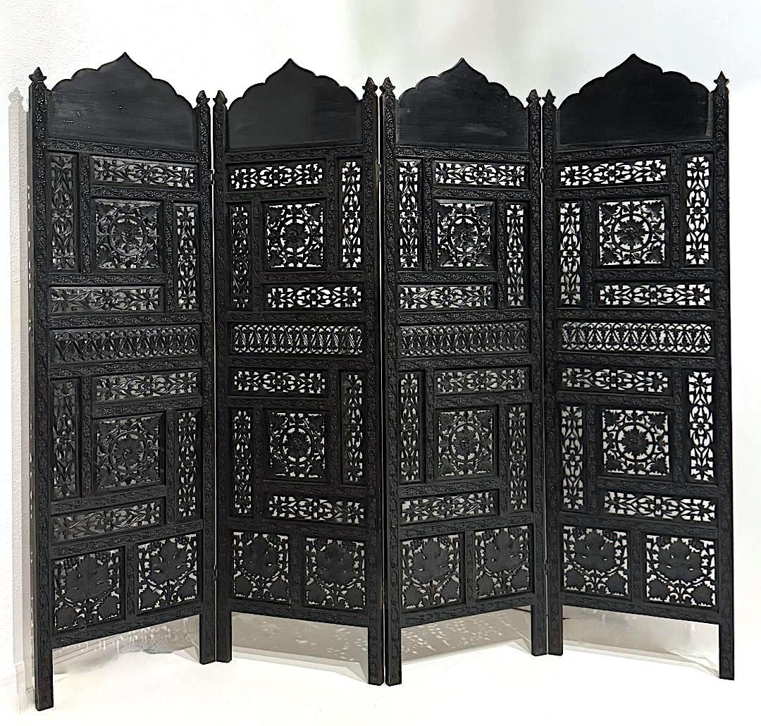 Antique Intricately Carved Openwork 4-Panel Ebony Black Oak Floor Screen with Vines, Leaves and Grapes