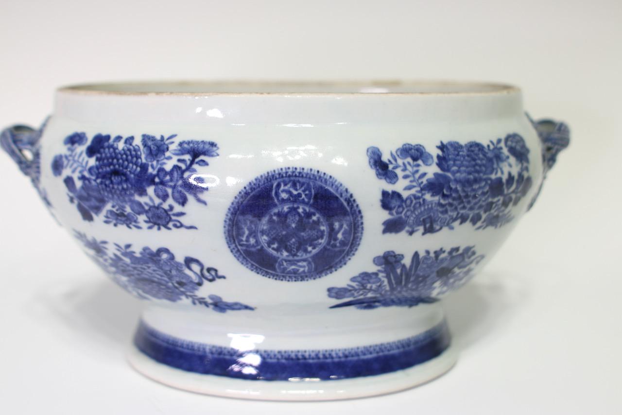 Antique Fitzhugh Pattern Chinese Blue & White Porcelain Export Planter