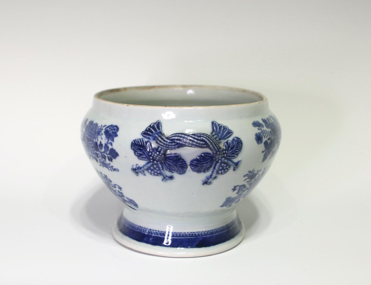 Antique Fitzhugh Pattern Chinese Blue & White Porcelain Export Planter